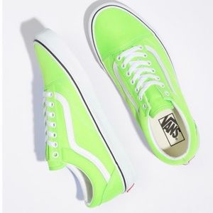 Vans
Neon Old Skool